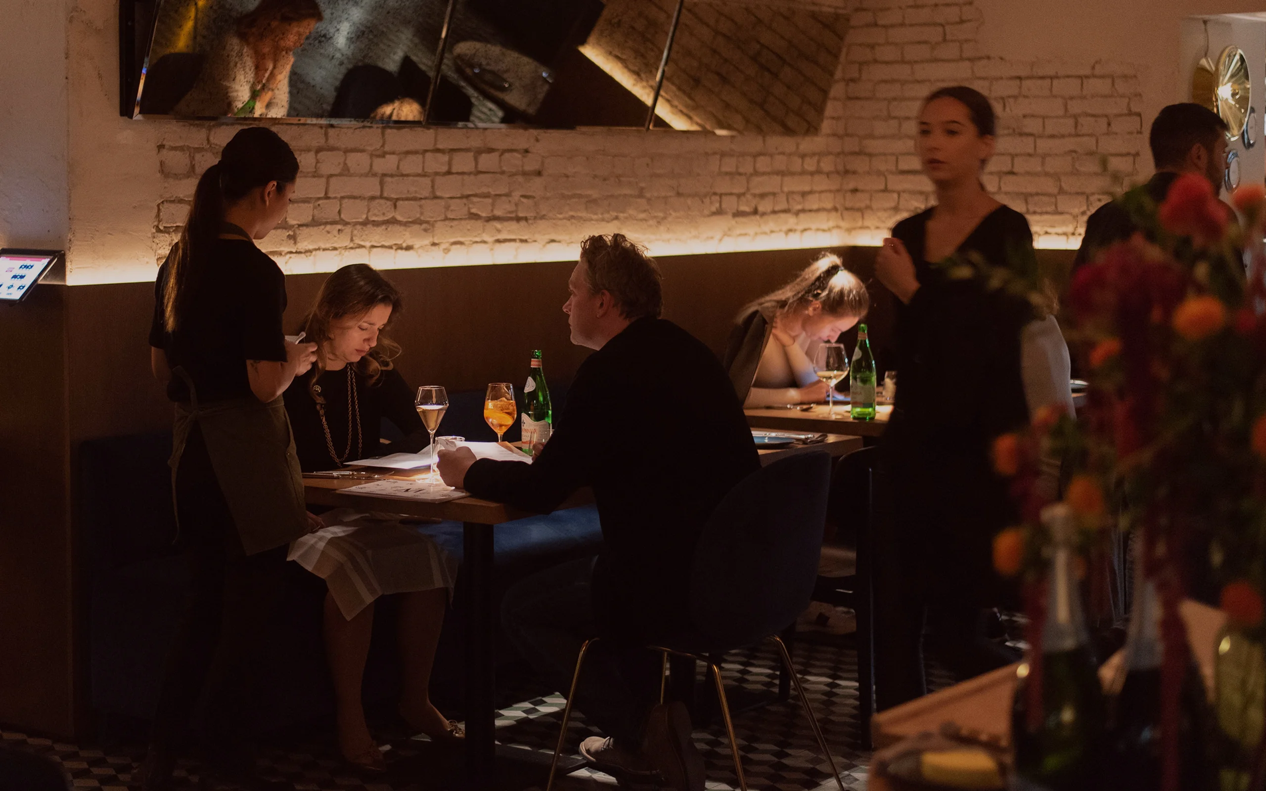 MINE Restaurant, Meinekestraße 10, Berlin-Charlottenburg